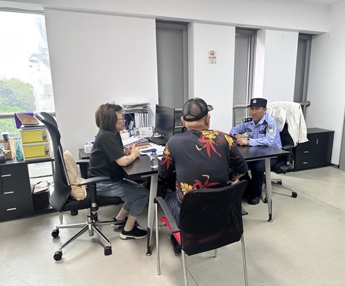 社区网格，如何守好老人“钱袋子”？/